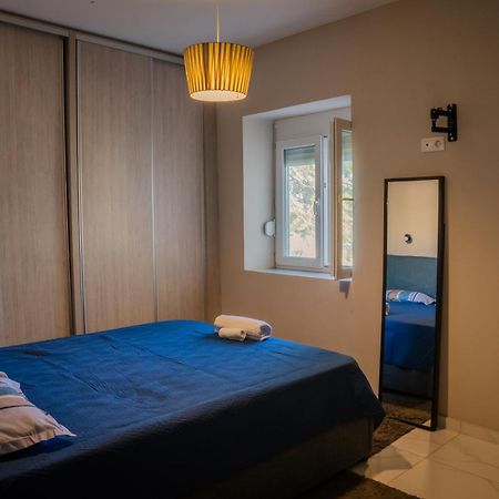 Appartamento Oliana'S Luxury House Mantouki Esterno foto
